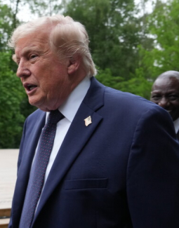 Presidente Trump asegura que volverá a lanzar bombas si Irán no se comporta